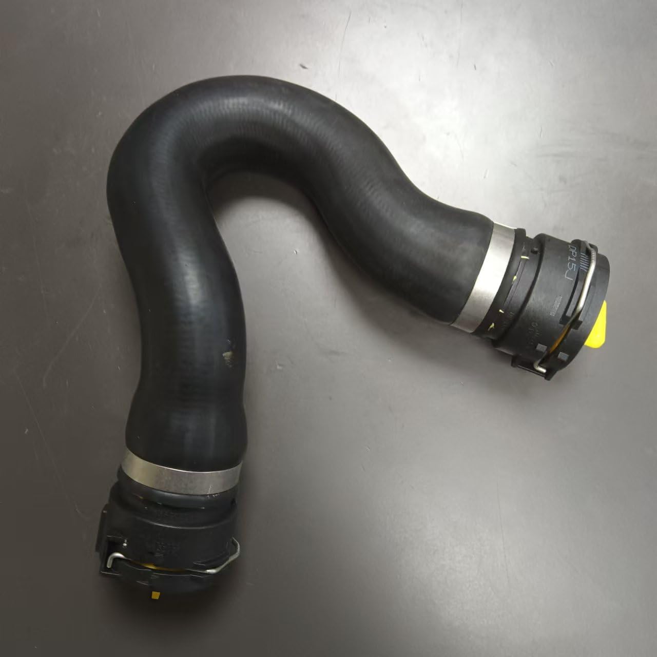 PIPE 8R0121101C
