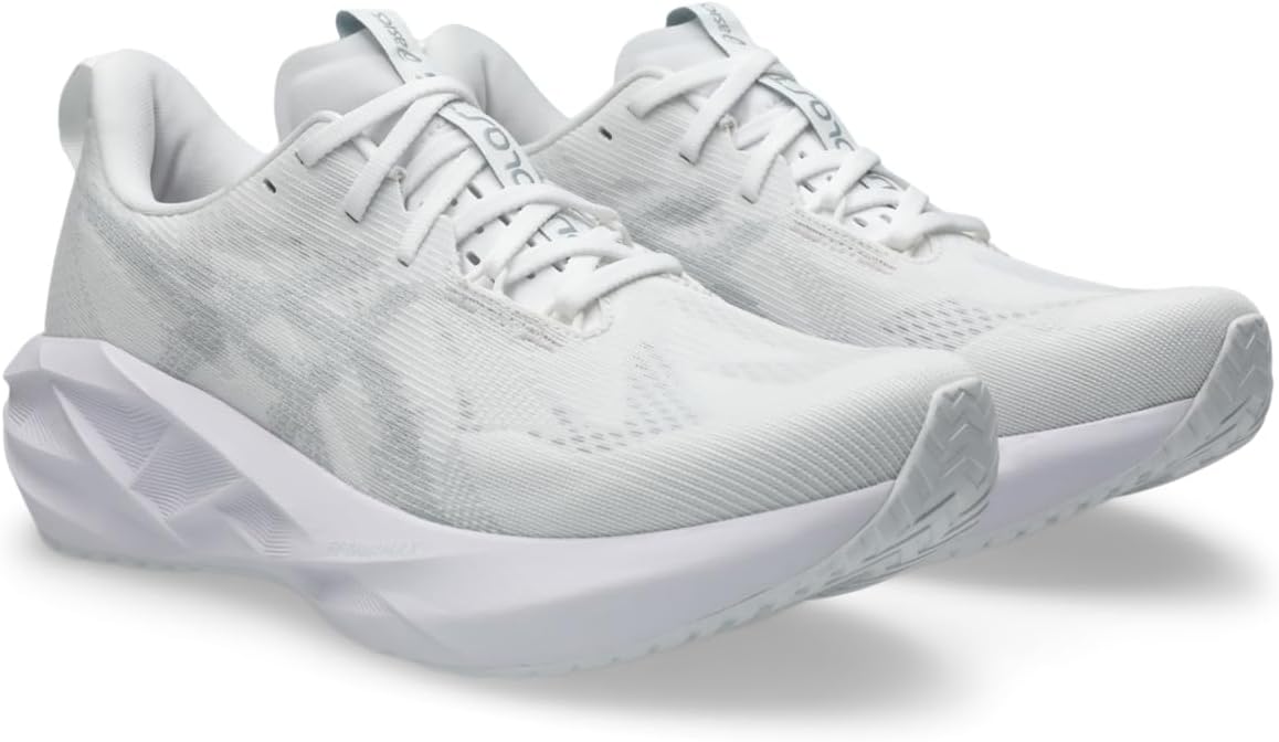 ASICS Men's Novablast 5
