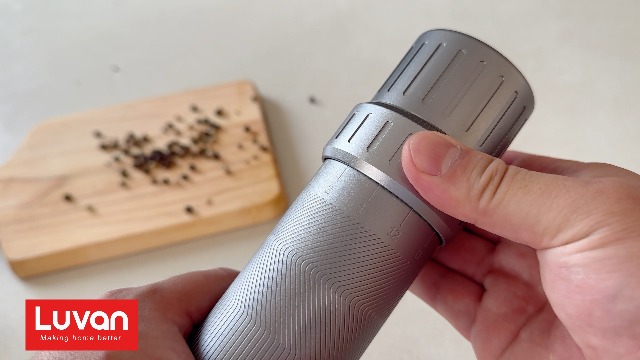 Amazon.com: Luvan Professional Grade Pepper Grinder,External