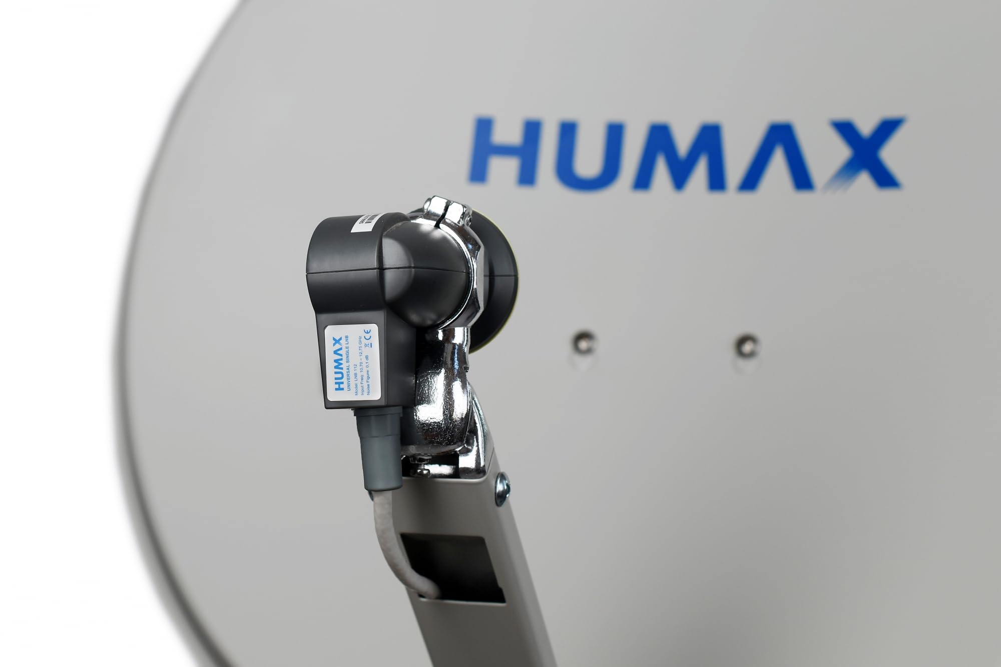 HUMAX Digital Professional 90 cm Satellitenspiegel, Sat Antenne mit Tragarm für LNBs, Satellitenschüssel aus Aluminium mit einem Durchmesser von 90 cm, hellgrau