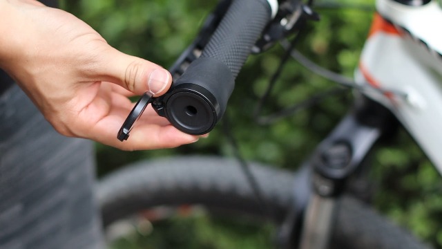 WUBAYI Fahrrad Rückspiegel Klappbar - 360° Drehbar, Gummi-Befestigung Für Lenker