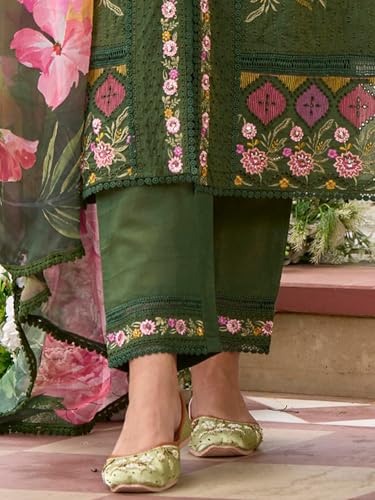 Image of INDO ERA Women's Off White Silk Blend Embroidered Straight Kurta Pant And Dupatta Set (IEOUT6962)