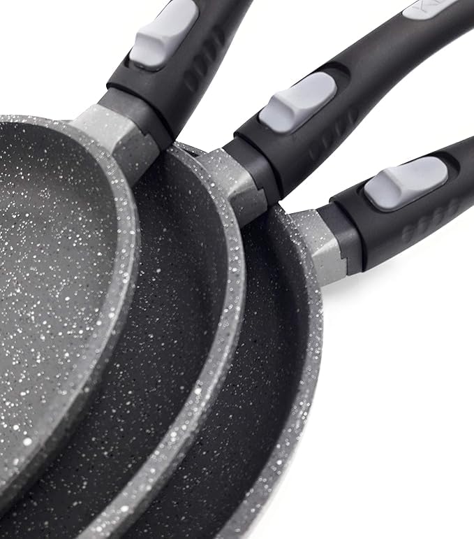 KLAUS Lot de 3 poêles en Pierre de Hautes qualités antiadhésif Compatible Tous Feux Dont Induction les 3 poêle à frire adapté au Four grâce à Leur Manches Amovibles Ø 20 cm, Ø 24 cm et Ø 28 cm