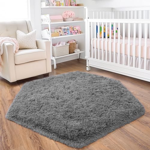 4x4.6 Feet Grey Hexagon Rugs for Bedroom, Ultra Soft Fluffy Hexagon Area Rug for Kids Room, Cute Shag Rugs for Boys Girls Room, Fuzzy Plush Carpet for Tent Castle Home Decor