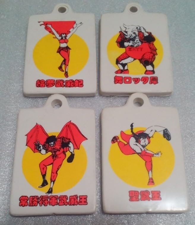 【レア‼️】鉄拳2 キャラクターピンバッジ・キーホルダーセット　当時物レトロ レア‼️】鉄拳2 キャラクターピンバッジ・キーホルダーセット