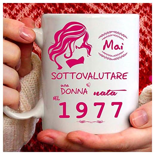 Taza 1977 cumpleaños mujer 44 años Idea regalo Nunca subestimar una mujer nacida en 1977
