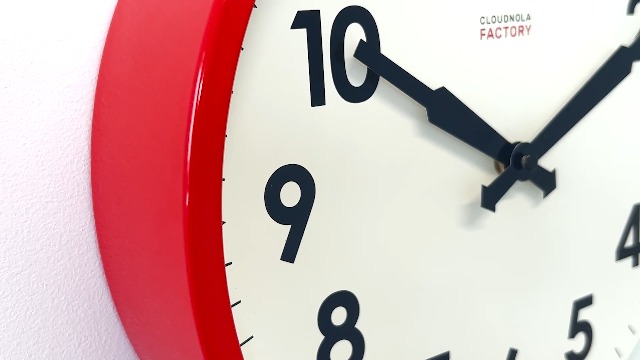 Amazon.com: Cloudnola Station Metal Wall Clock, Red and White, 12