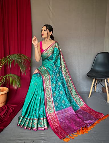 Image of SGF11 Women's Kanjivaram Patola Silk Saree Silk Saree Pure Golden Zari With Blouse Piece