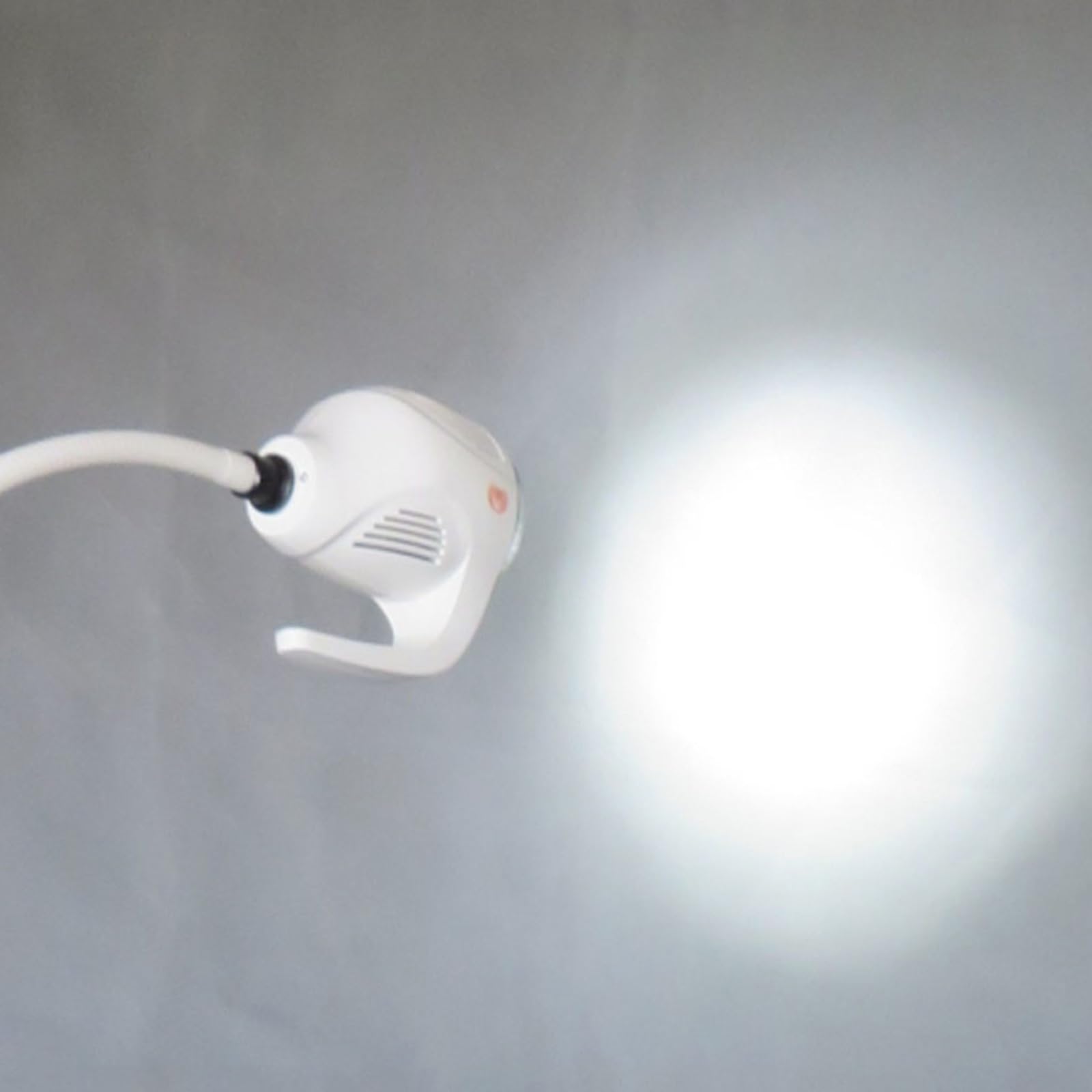 Lampada Chirurgica Mobile Da Pavimento, Lampada for Visita Medica A LED Da 21 W su Ruote, Altezza e Angolazione Regolabili, for Pazienti Ambulatoriali