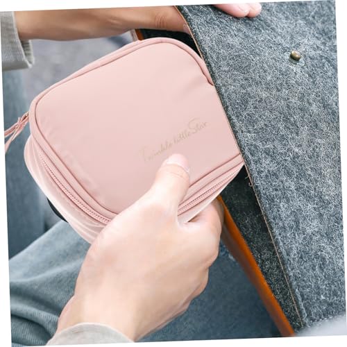 Bolsa organizadora de toallas sanitarias color rosa miniatura 7
