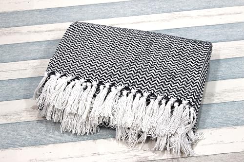 Image of Chevron 78x60 Inch Reversible Cotton Throw Blanket with Tassels| Blanket for Living Room, Sofa, Bed, Chair, Picnic & Used for Gift | Black Narrow Chevron, Size - 200x150 Cm