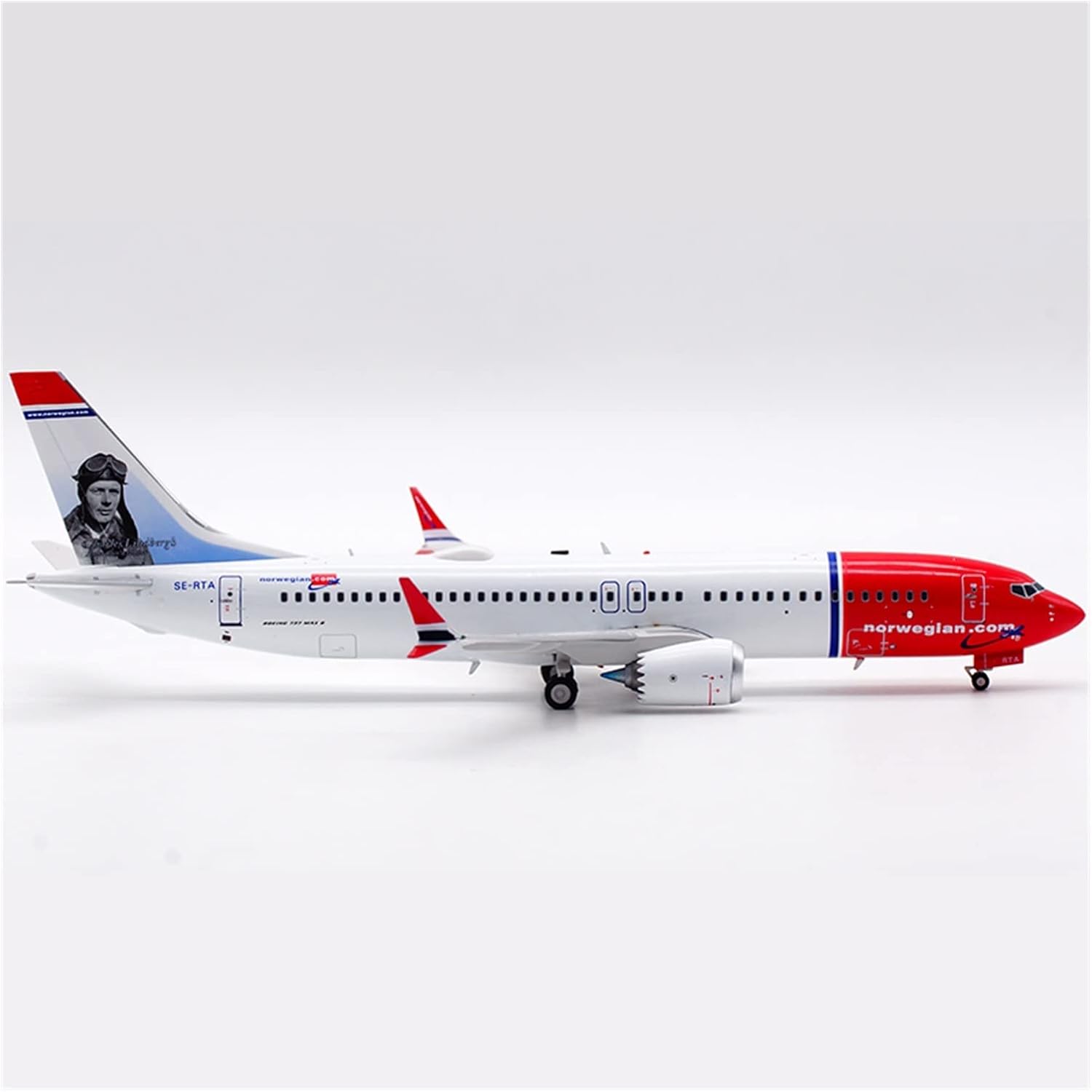 1/200 ノルウェー航空 Boeing 737 MAX 8 1/200 ノルウェー航空 Boeing