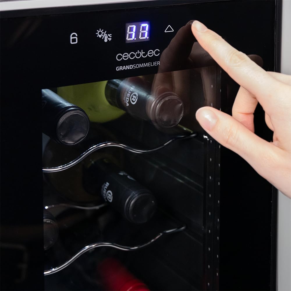 Cecotec Cantinetta Vino Bolero GrandSommelier 1250 CoolCrystal Compressor. 12 Bottiglie, Display Touch, 8-18ºC, Ripiani in Legno, LED, 25,2x45x79,5 cm, perfetta per conservare i tuoi vini.