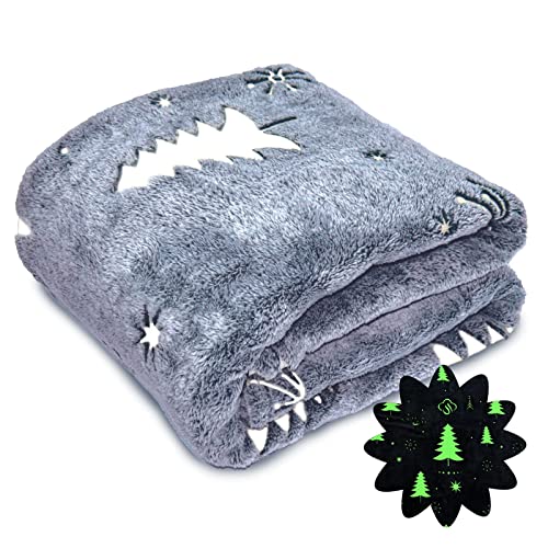 Image for Glow in The Dark Blanket Christmas Tree