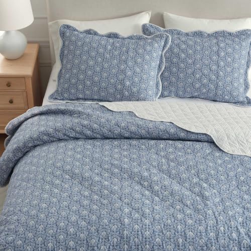 Image of Martha Stewart - King Cotton Percale Quilt with Shams, Reversible Floral | 100% Cotton Percale, 80 /20 Cotton Blend Fill, Breathable, Reversible Damask Design, Includes 2 Shams, Machine Washable