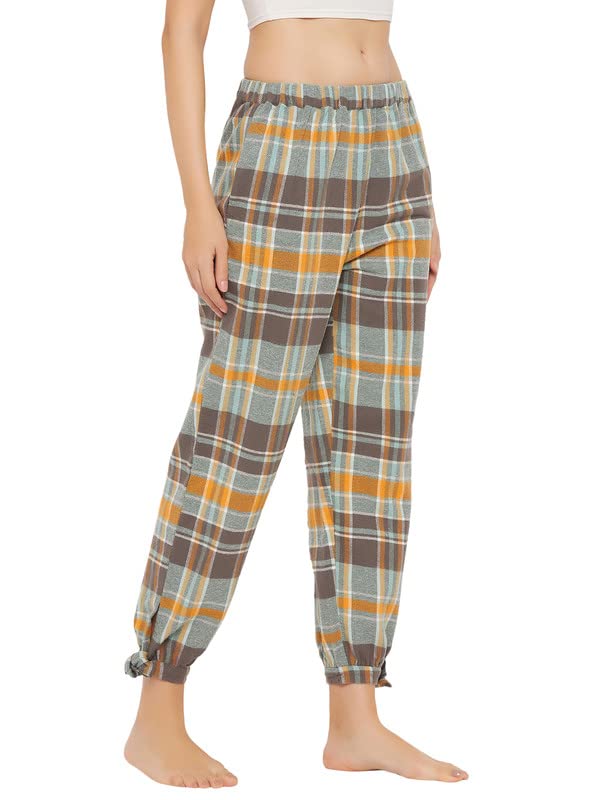 Image of Clovia Women's Classic Checks Pyjama In Multicolor