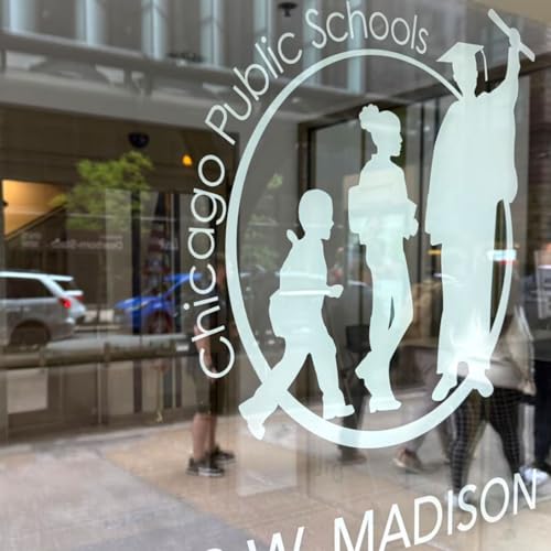 CPS Fights Trump's Anti-DEI Efforts -- For Now Podcast Por arte de portada