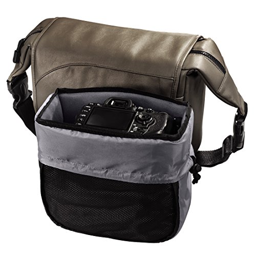 Hama Kameratasche mit Tabletfach, Innenma&szlig;e 23,5 x 10 x 20 cm, herausnehmbare gepolsterte Innentasche, Treviso 140, Terra