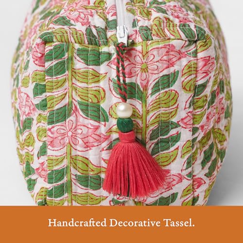 Quilted Floral Makeup Bag Set – Madagascar Prewinkle Vanilla Pattern 3 Sizes, Waterproof Lining, Make Up Travel Cosmetic & Toiletry Bags For Traveling Women3