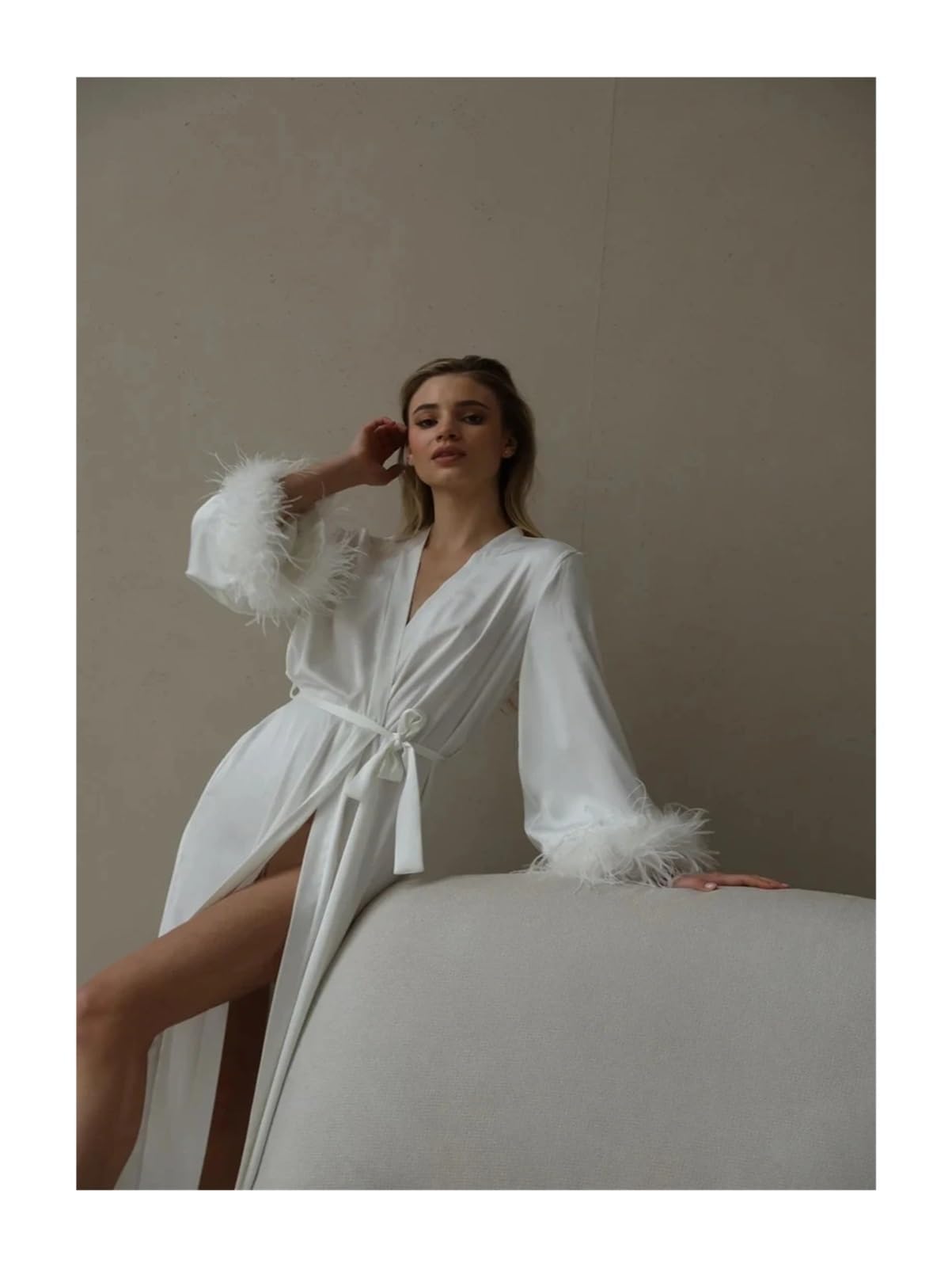 Peignoir Satin Femme Robe de mariée avec Manches en Plumes, Longue Robe Satin Soie Blanche for Les Tenues du Matin Jour Mariage, Chambre à