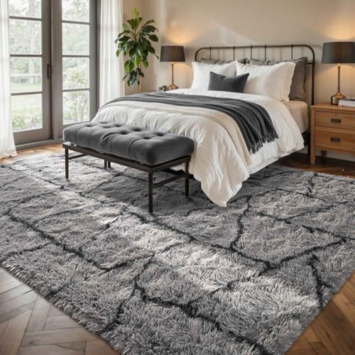 Triangle 6x9 ft Fuzzy Rug for Living Room,Black Bedroom Area Rugs Non-Slip,Carpet for Nursery Kids PlayRoom Indoor Modern Plush Carpets