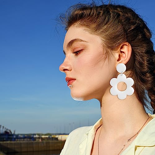 Vintage 60s 70s Big Flower Dangle Earrings Colorful Floral Acrylic Daisy Flower Drop Earring Hawaii Plant Earrings Statement Jewelry for Women2