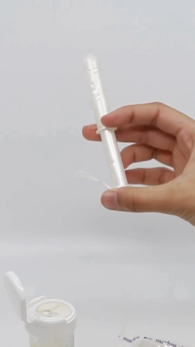 Amazon.com : Marlow Revolutionary Tampon Lubricant, Makes Tampons Easy to  Use, Pain Free Tampon Insertion, Easy Mess Free Application, pH Balanced, Water  Based, Travel Friendly, 40mL : Health & Household