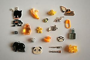 TomToy I Spy Trinkets: Tiny Treasures for Creative Play and Sensory Engagement