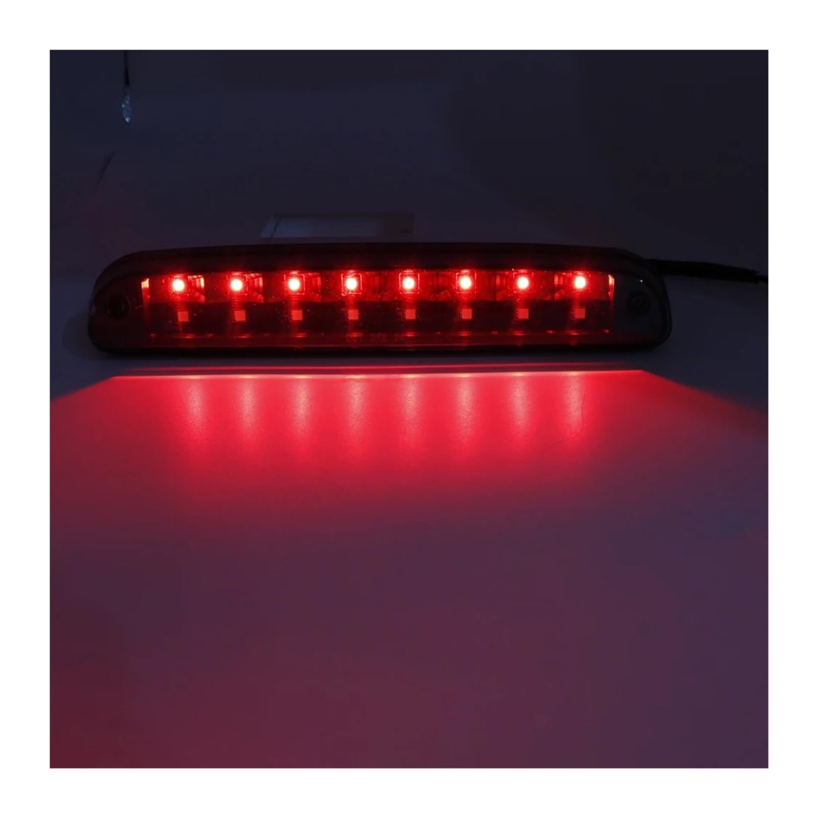 Terceras luces de freno del coche Lámpara de luz trasera LED freno alto resistente al agua para techo carga tercera(Clear)