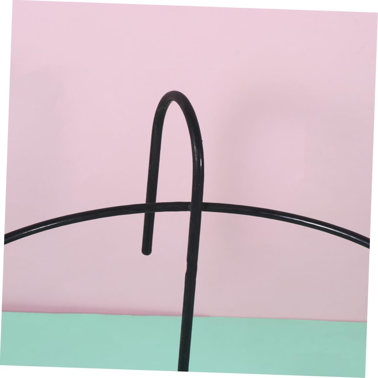 DECHOUS 2pcs Iron Hanging Flowerpot Stand Plant Railing Holder Planter for Balcony Rail Deck Rail Plant Hanger Shelf