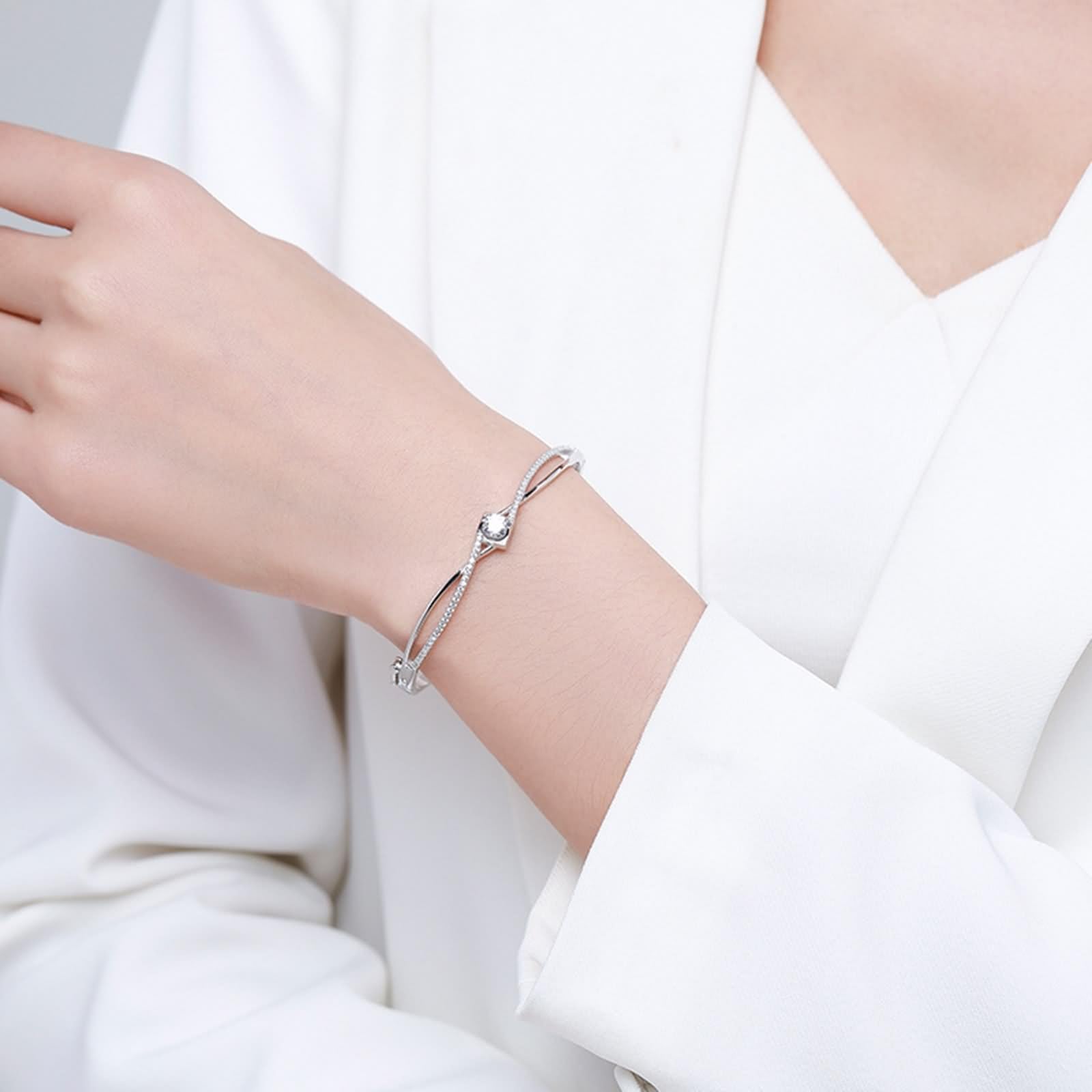 Armband Set, Armkette Damen Boho Doppellagiger Sich Kreuzender Herzschliff mit Rundem Moissanit Weißgold/Platin 950