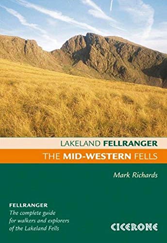 Price comparison product image The Mid-Western Fells (Lakeland Fellranger)