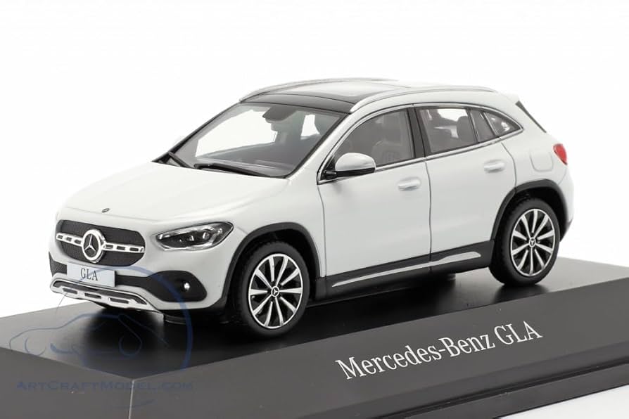 Mercedes-Benz GLA ミニカー 1/43 Amazon | スパーク メルセデス ベンツ GLA ミニカー1/43 BENZ
