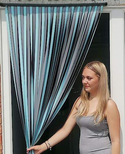 Holland Plastics Original Brand Heavy Duty Bug Fly Strip Door Blind - 90Cm Wide- Complete with Self adhesive hooks for plastic frames- 'Silver Sky'