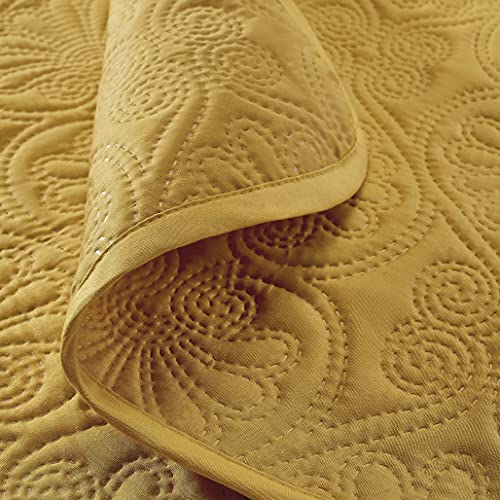 ROOM99 Leila Elegant Mustard Bedspread 170 x 210 cm – Versatile Blanket as a Bed Throw or Sofa Throw – Quilted Style – Ideal as a Bedspread - Cosy Home Interiors ROOM99 Leila Elegant Mustard Bedspread 170 x 210 cm – Versatile Blanket as a Bed Throw or Sofa Throw – Quilted Style – Ideal as a Bedspread - Image 3