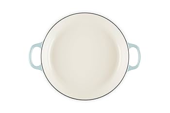 Le Creuset 新品未使用　キャセロール26cm ペタルレリーフ Amazon.co.jp: ル・クルーゼ(Le Creuset) 鋳物 ホーロー 鍋