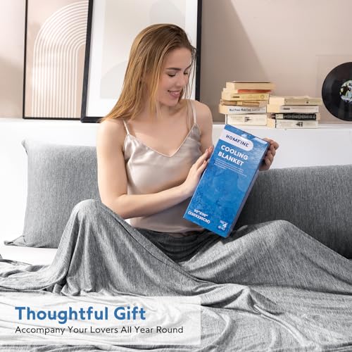 Image of HOMFINE Cooling Blanket for Hot Sleepers Throw, Black 50 inchx70 inch | Dual-sided mica nylon cool, Q-Max 0.439 instant cool, Lightweight & breathable for night sweats & menopause, Machine washable