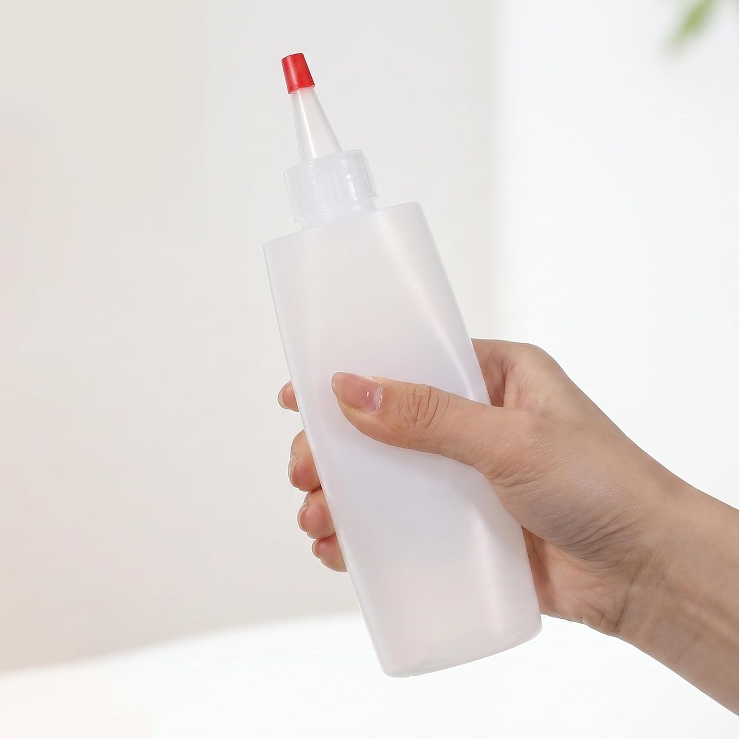 3 Pack 8 oz Plastic Squeeze Bottles Clear Condiment Squeeze Bottles