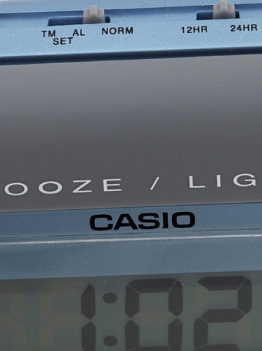 CASIO 10007 DQ-582D-2 - Reloj Despertador digital celeste