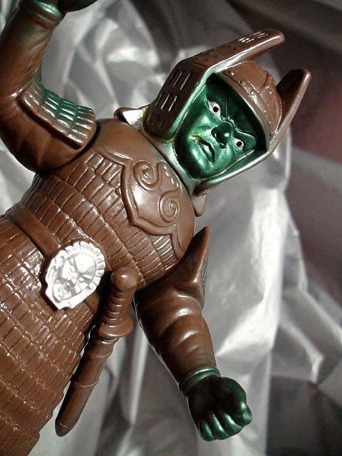 Amazon.co.jp: 大魔神28-2マルサン 復刻 M1号 怪獣 ソフビ 人形