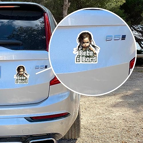 Auto-Aufkleber Baby an Bord – Baby On Board Sticker Auto Kleine Abenteurerin 13 x 15 cm Vinyl Qualität Baby an Bord, 100 % Made in France