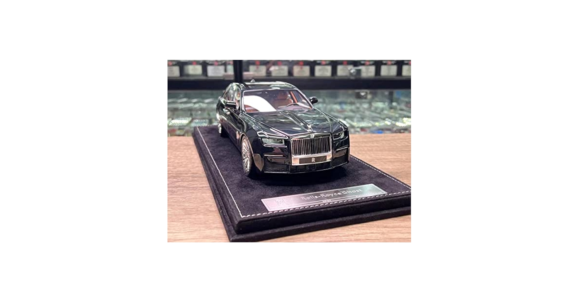 【希少品】1/64 Rolls Royce Ghost シリアルナンバー入り 1/64 Rolls Royce Ghost シリアルナンバー入り