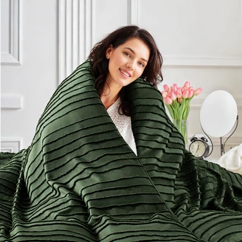 Image of NEXHOME PRO Duvet Cover Queen,3 Pieces Boho Tufted Duvet Cover Set, Soft and Lightweight 100% Washed Microfiber Comforter Cover Set for All Season(Forest Green,90 x 90)-No Comforter