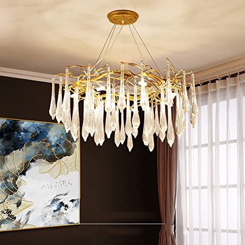 Luminaire suspendu pour haut plafond résolvant le manque de lumière