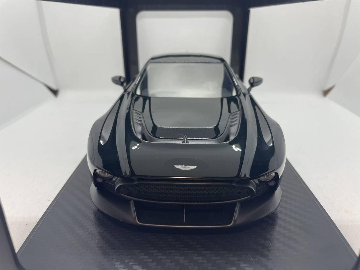 Amazon.co.jp: GT-Spirit 1/18 アストンマーティン Aston Martin