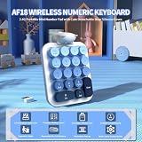 A.JAZZ AF18 Bezprzewodowa klawiatura numeryczna – przenośny mini numpad 2.4G, kompaktowy układ 18 klawiszy w stylu retro z uroczym, odpinanym misiem – do laptopa,PC i biura (Gradientowy Niebieski)