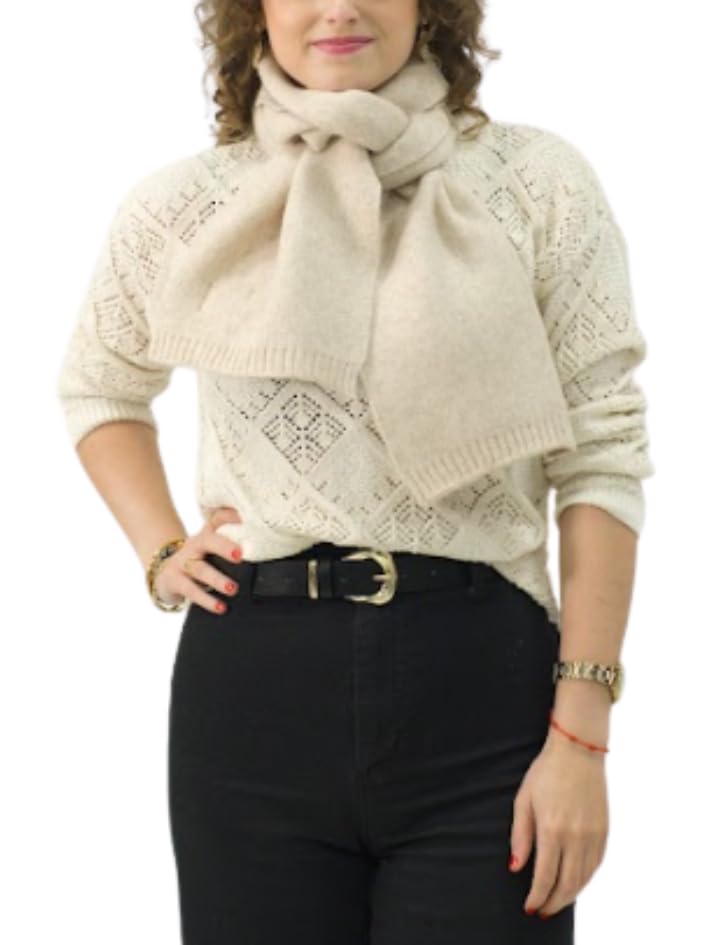 XIFRIKA Bufanda de Mujer de Punto Suave sin Flecos de Color Beige Claro. Pañuelo de Invierno Elegante, Cálido, Sin Picor. Chal Invernal de Tamaño 160x20 cm.