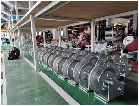 This Power Hand Winch Puller 1600LBS Manual Winch Windlass Capstan Boat Trailer Winch with Webbing Strap for Motor Hoisting Shafts and Gears