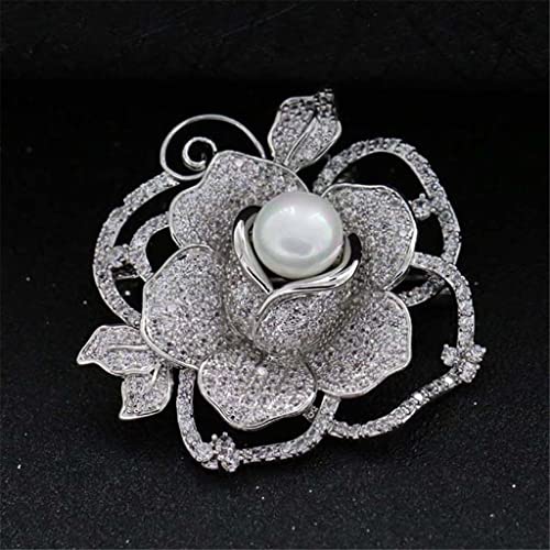 Broche d'ornement costume aux finitions soignées et au design floral chic