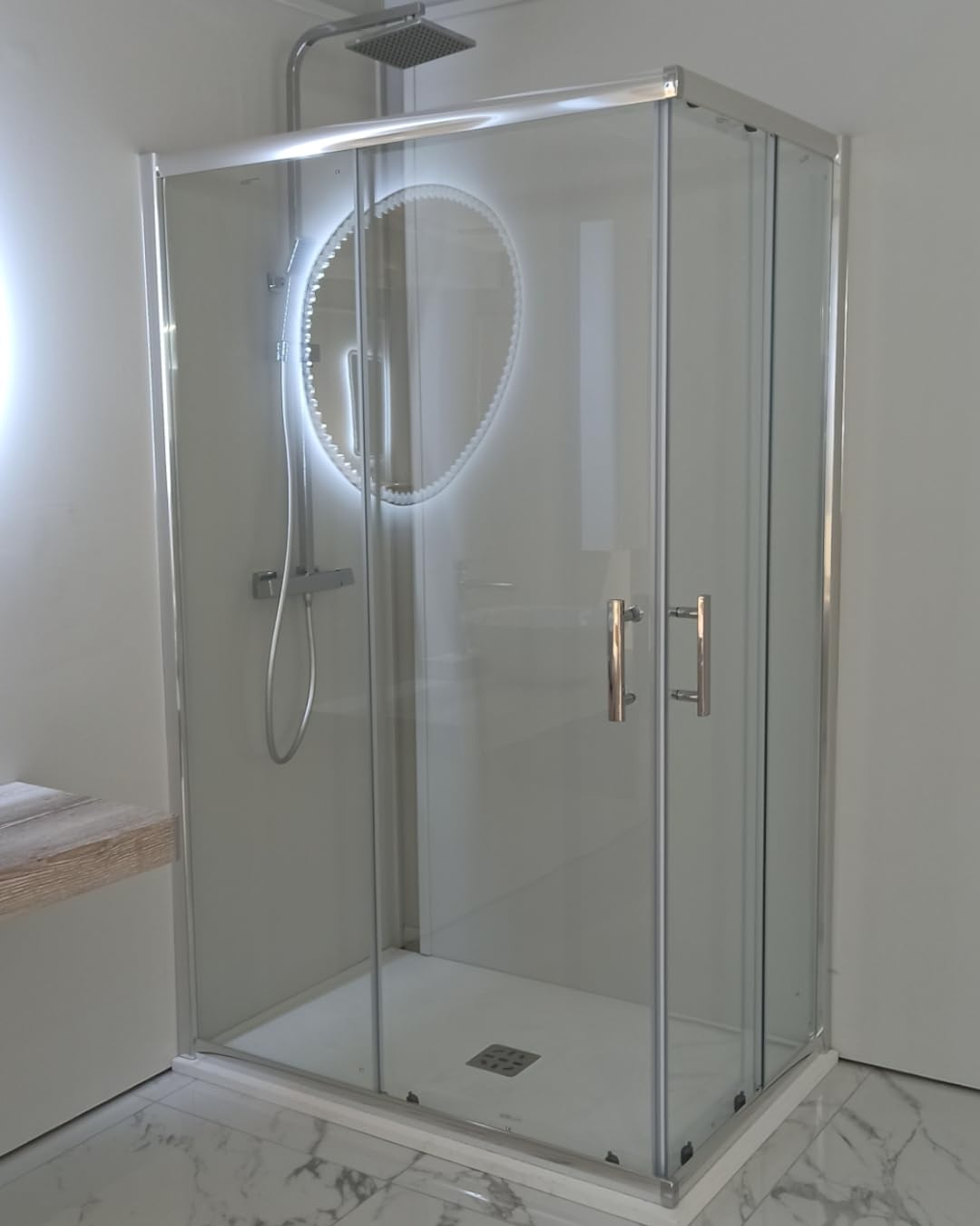 Box doccia cm 70x90 angolare vetro temperato 6 mm trasparente, apertura scorrevole e profili cromati